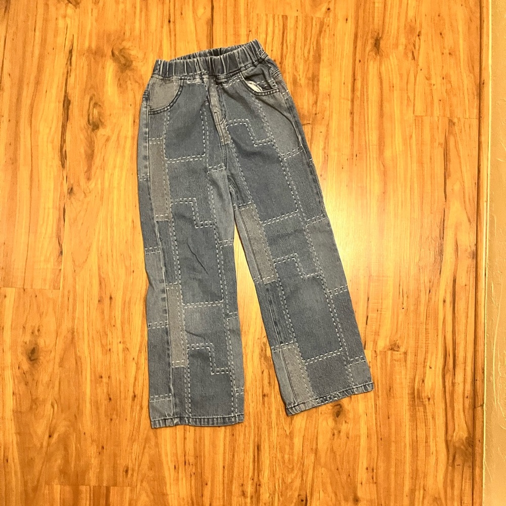 Cute patch pattern with jeans